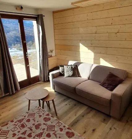 Apartment De Charme Au Melezet, Les Orres. Plein Sud. *